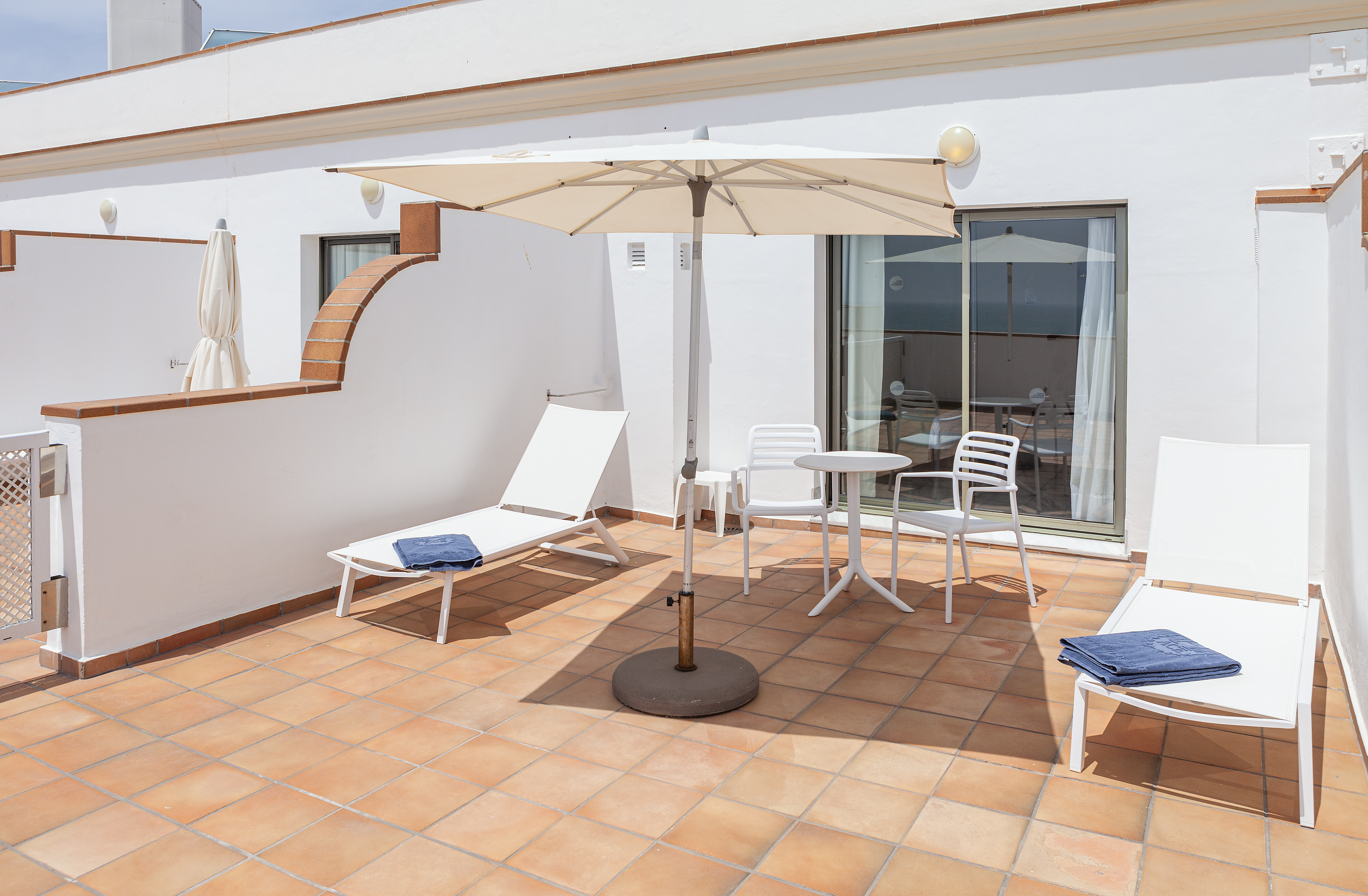 Standard Double Sea View (2)